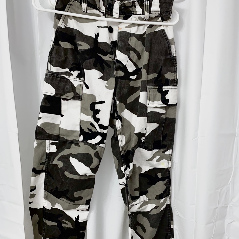 High wasted army cargo pants